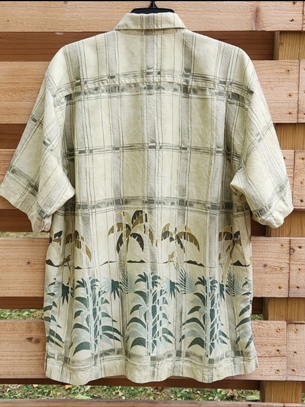 Tommy Bahama Vintage 100% Silk Plaid Palm Tree Border Print Camp Shirt M - Picture 15 of 16
